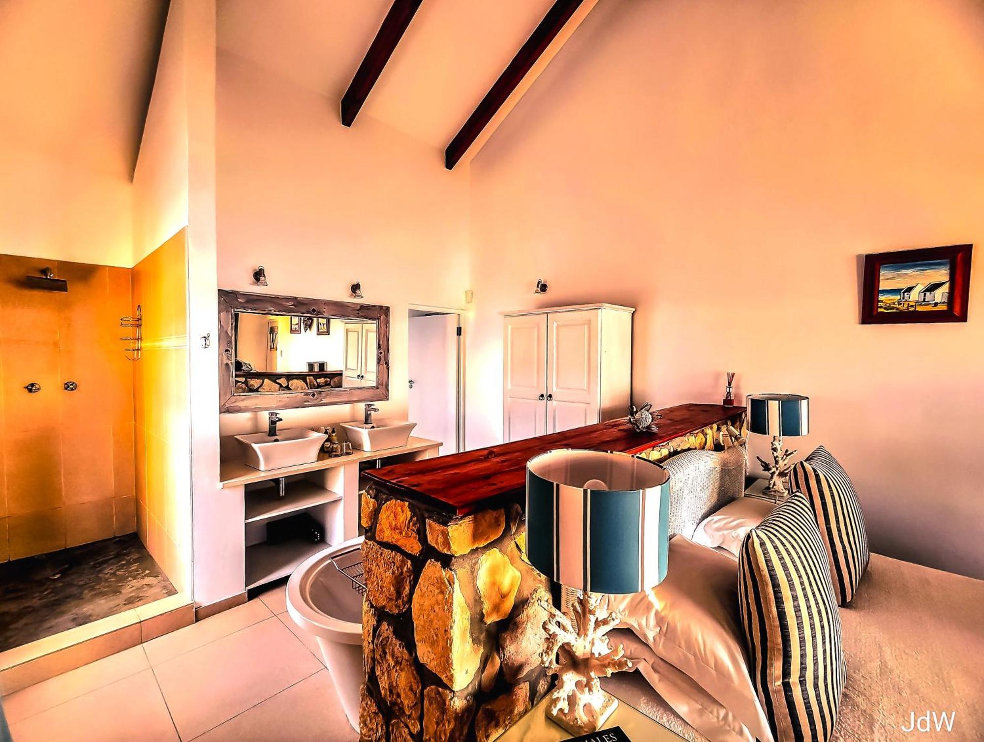 Kleinzee Oceanfront Guesthouse Gansbaai Exterior photo