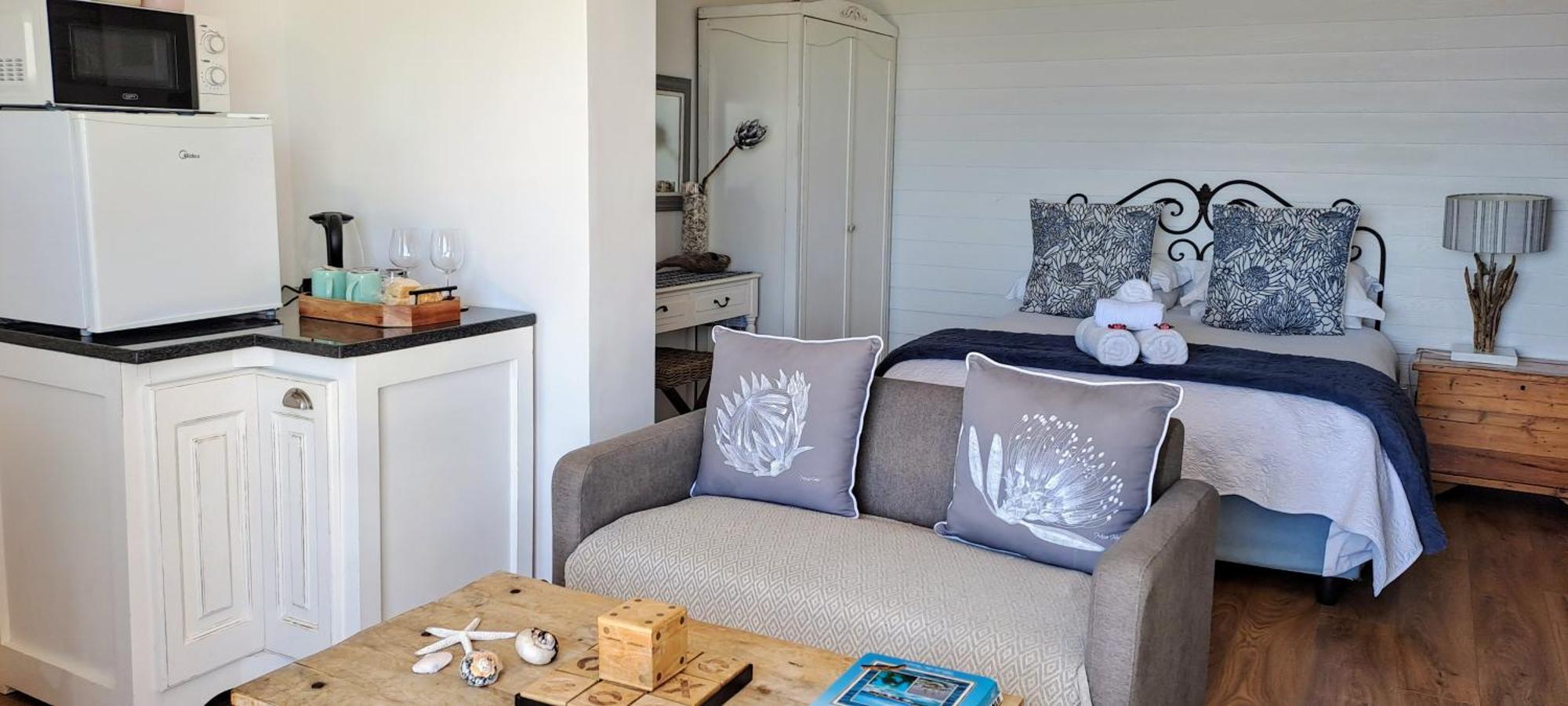 Kleinzee Oceanfront Guesthouse Gansbaai Exterior photo
