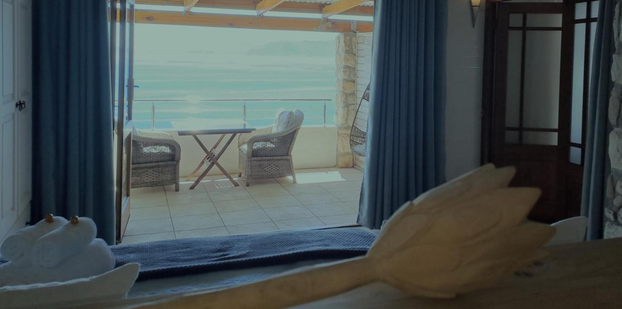 Kleinzee Oceanfront Guesthouse Gansbaai Exterior photo